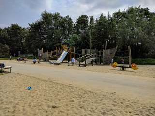 Spielplatz – Bild 2