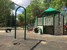 Cloverdale playground – Bild 1
