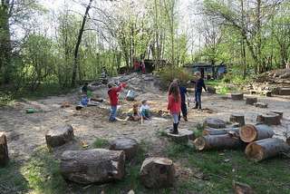 Oase Neuhausen - Abenteuer-Spiel-Platz (Kreisjugendring München-Stadt) – Bild 1