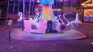 Kinder Karussell – Bild 4