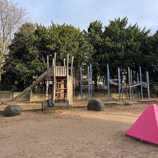 Spielplatz Volksgarten – Bild 1