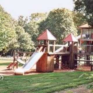 Playground – Bild 3