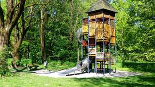 Abenteuer Spielplatz – Bild 1