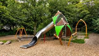 Spielplatz – Bild 1