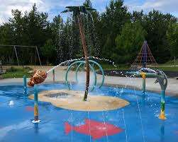 Ellerslie crossing Playground & Splash Park – Bild 1