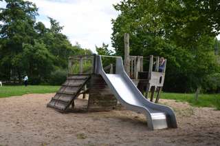 Spielplatz Am Teichberg – Bild 1