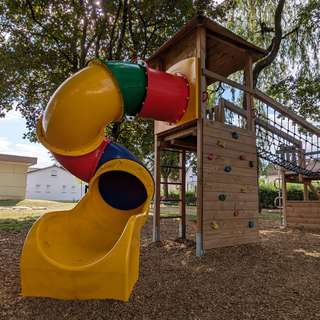 Spielplatz Lindach, Kettelerstrasse – Bild 1