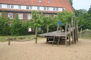 Spielplatz Henning-von-Tresckow-Weg – Bild 4
