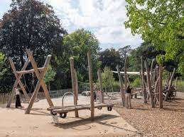 Parc de jeux – Bild 3