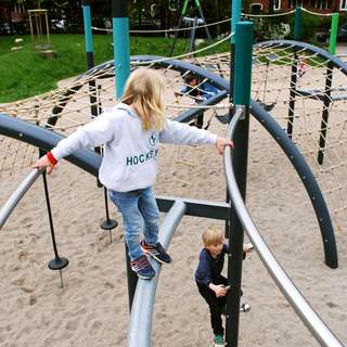 Spielplatz Behnstraße – Bild 1