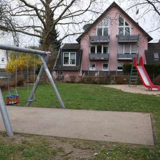 Spielplatz Peter - Klöckner-Str. – Bild 1