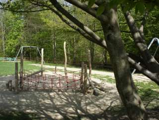 Spielplatz Tiergehege – Bild 1