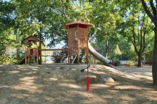 Spielplatz Am Rodelberg – Bild 1