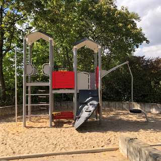 Spielplatz Brahmsstraße – Bild 1