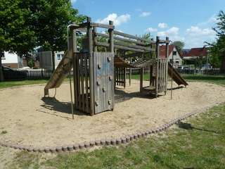 Spielplatz Distelweg – Bild 1