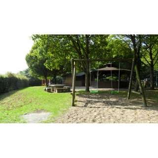 Spielplatz Grillplatz – Bild 1