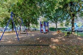 Place de jeux – Bild 1