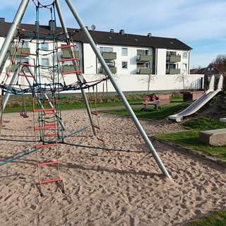 Kösliner Straße Spielplatz – Bild 2
