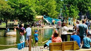 Hoeschplatz (Wasser Park) – Bild 1