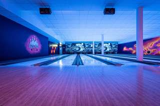 LuckyBowling l Magdeburg (Bowling) – Bild 1