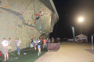 Kletteranlage bei der Paul Horn-Arena – Bild 4