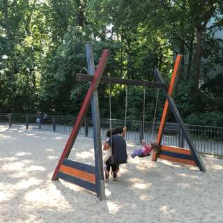 Spielplatz an der Akademie der Künste – Bild 3