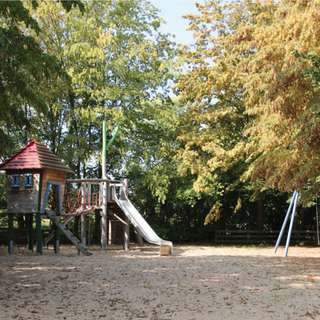 Spielplatz Wiedebeinstraße – Bild 2