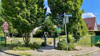 Spielplatz am Ahrensburger Kamp – Bild 4