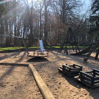 Spielplatz im Jakob Wahlen Park – Bild 1