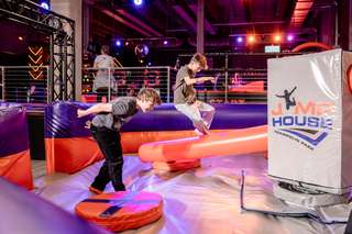 JUMP House Trampolinpark Hamburg-Poppenbüttel – Bild 2