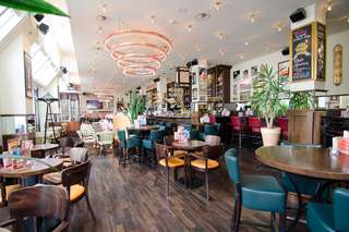 Cafe Extrablatt Hannover Georgsplatz – Bild 3