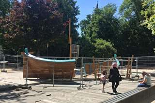 Spielschiff & Wasserspiel – Bild 2